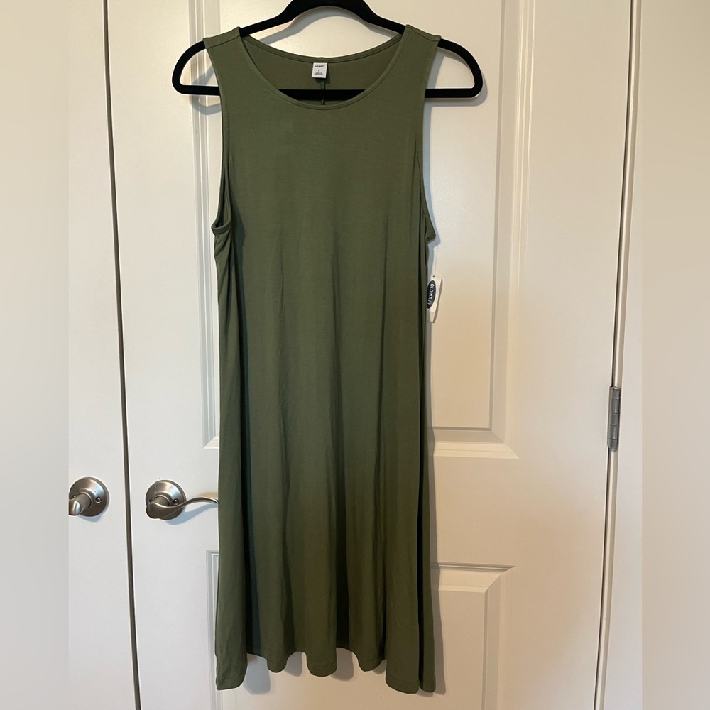 NWT! Old Navy Olive Green Relax Fit Sleeveless Swing Dress, Size Large!